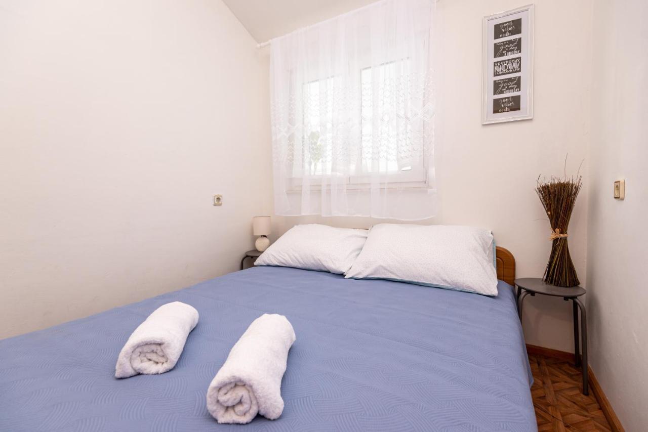 Magnolia Apartmani Vodice Exterior foto