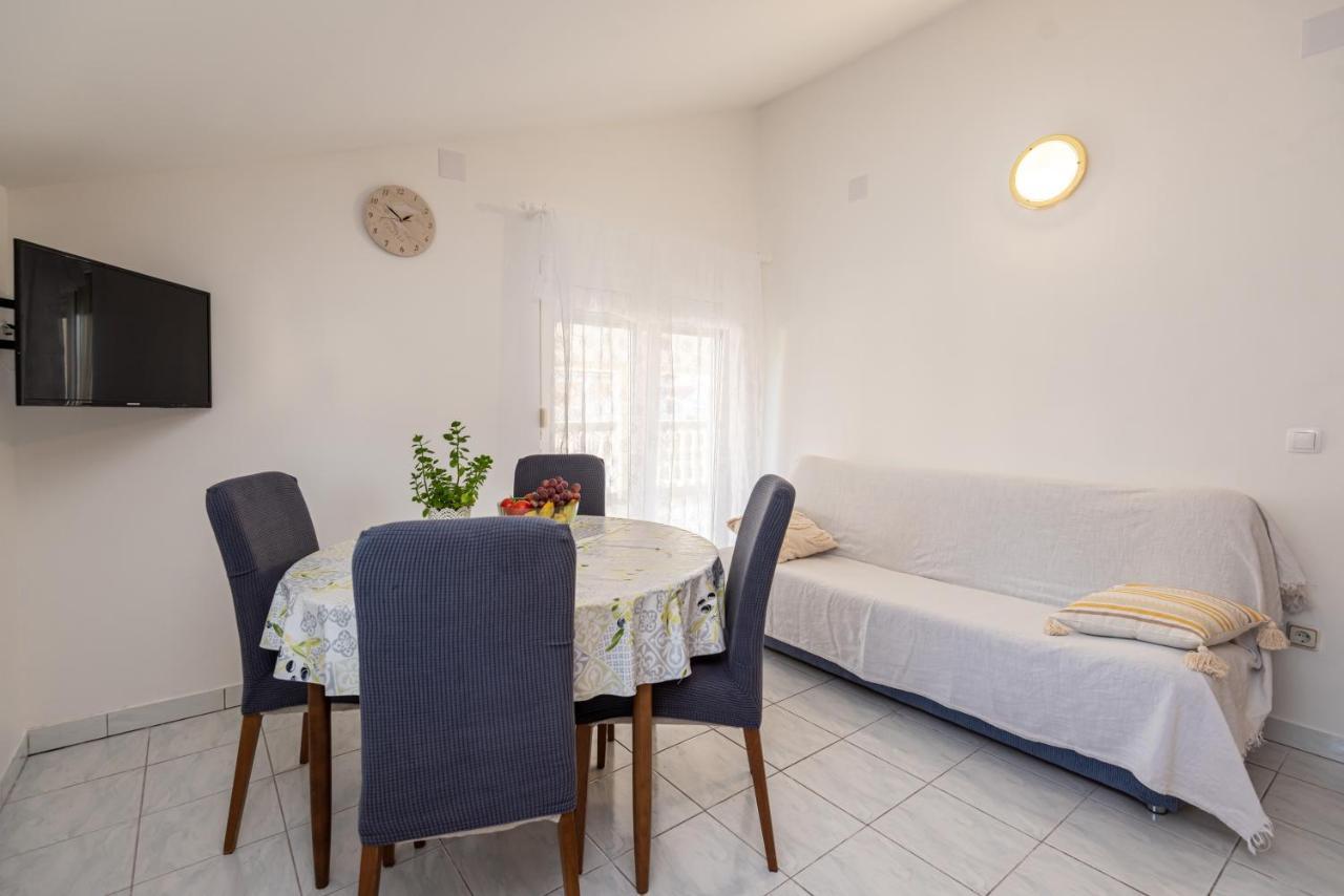Magnolia Apartmani Vodice Exterior foto