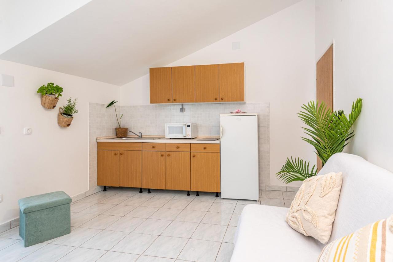 Magnolia Apartmani Vodice Exterior foto