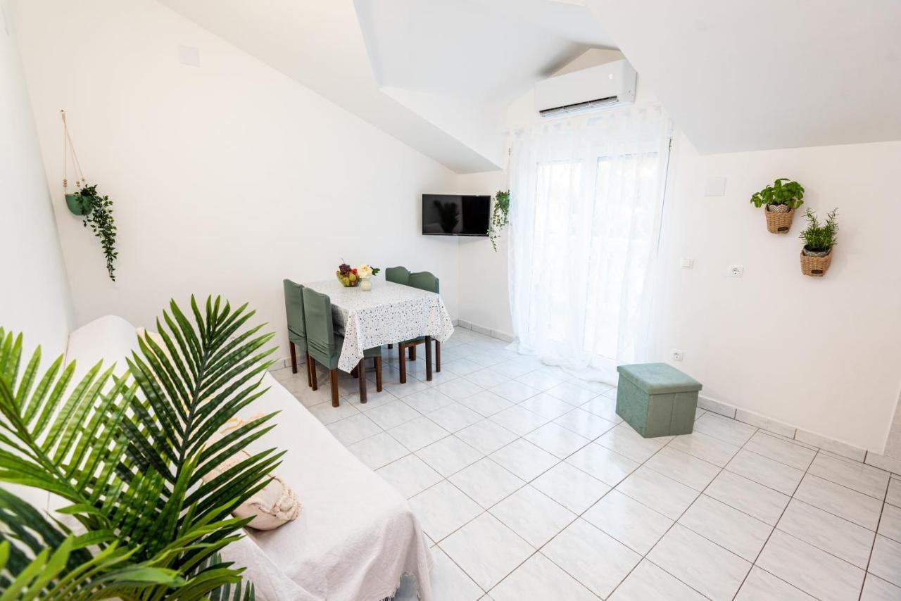 Magnolia Apartmani Vodice Exterior foto
